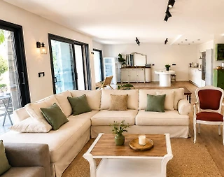 Çeşme Ovacık'ta Kalabalık Ailelere Uygun, Özel Havuzlu, Lüks Villa - 5