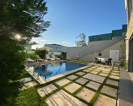 Çeşme Reisdere'de Geniş Bahçeli, Özel Havuzlu, Konforlu Villa - 3