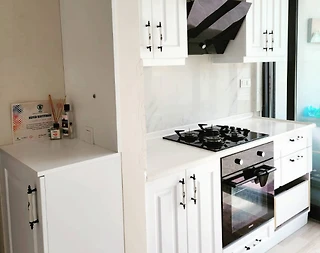 Çeşme Şifne'de Elverişli Konumda, Özel Havuzlu, Konforlu Villa - 4