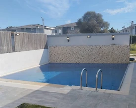 Çeşme Şifne'de Elverişli Konumda, Özel Havuzlu, Konforlu Villa - 3