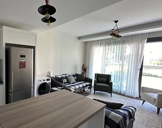 İzmir Çeşme'de Muhteşem Doğa Manzaralı, 6 Kişilik, Çocuk Oyun Alanlı Modern Villa - 4