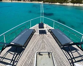 Çeşme'de Enfes Tasarıma Sahip, Serin Sularda, Konforlu Motoryat - 2