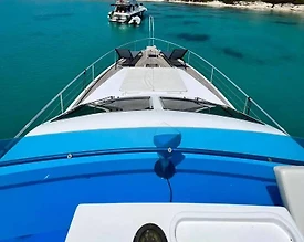 Çeşme'de Enfes Tasarıma Sahip, Serin Sularda, Konforlu Motoryat - 3