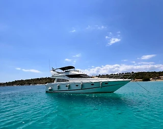 Çeşme Dalyan'da Engin Denizlere Yolculuk, Lüks Motoryat - 1