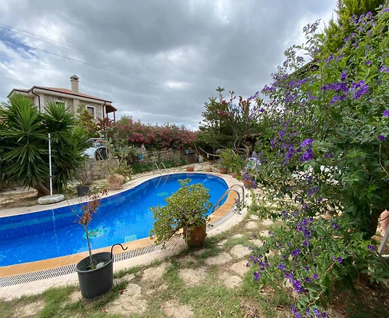 Datça'da Müstakil Bahçeli, Özel Havuzlu, Kiralık Villa - 1