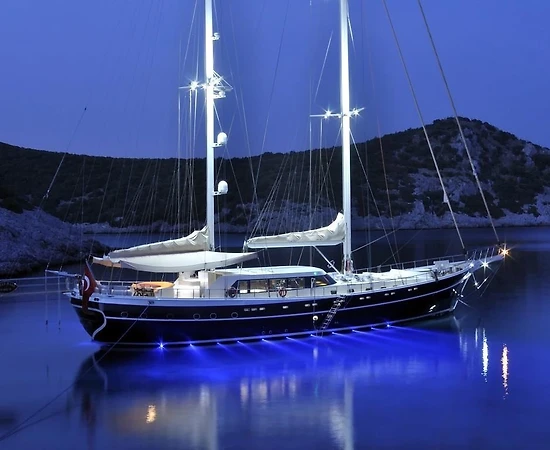 Bodrum'un Benzersiz Mavilikleri Arasında, Ferah Tasarımlı, Lüks Gulet - 1