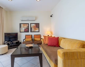 Didim Akbük'te Denize Sıfır, Tesis İçerisinde, Kiralık Dubleks Ev - 3