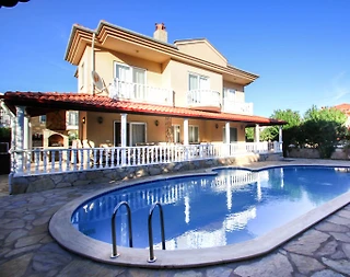 Dalyan'da Merkezi Konumda, Özel Havuzlu, Kiralık Lüks Villa - 1
