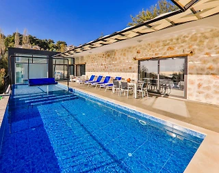 Kaş İslamlar'da Enfes Doğa Manzaralı, Isıtmalı Havuzlu, Konforlu Villa - 5