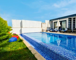 Kaş Gelemiş'te Çocuk Oyun Alanlı, Özel Havuzlu, Kiralık Villa - 4