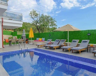 Kaş Andifli'de Modern Tasarımlı, Özel Havuzlu, 6 Kişilik Villa - 2