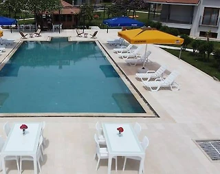 Muğla Köyceğiz'de Tesis İçerisinde, 10 Kişi Kapasiteli, Kiralık Villa - 3