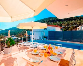 Kaş Kalkan'da Denize Yakın, Özel Havuzlu, Muhafazakar Villa - 3