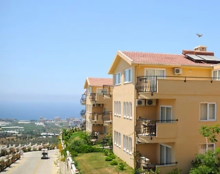 Alanya'da Merkeze Yakın, Site İçerisinde, 1+1 Suit - 1