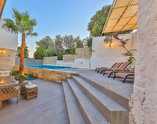 Kaş Kalkan'da Merkeze ve Deniz Yakın, Özel Havuzlu, Kiralık Villa - 3