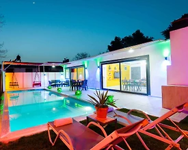 Kalkan Üzümlü'de Geniş Bahçeli, Özel Havuzlu, Jakuzili Balayı Villası - 3