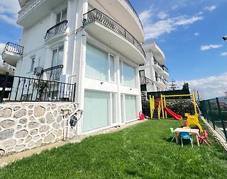 Sakarya'da Göl Manzaralı, Isıtmalı Havuzlu, Kiralık Villa - 5