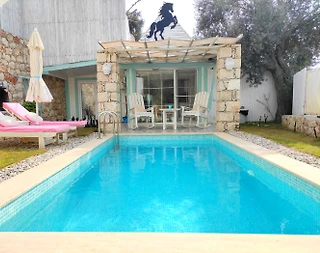 Kaş İslamlar'da Doğa İçerisinde, Isıtmalı Havuzlu, Lüks Balayı Villası - 3