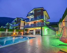 Fethiye Ölüdeniz'de Çocuk Oyun Alanlı, Özel Havuzlu, Lüks Villa - 2