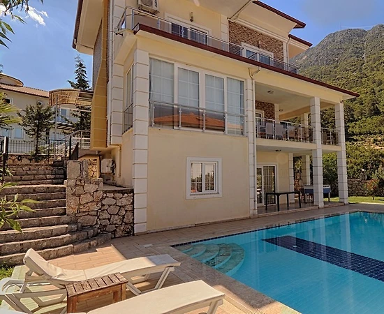 Fethiye Ölüdeniz'de Muhteşem Doğa Manzaralı, Özel Havuzlu, Kiralık Villa - 1
