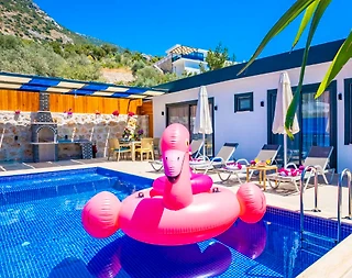 Kalkan Akbel'de Merkezi Konumda, Özel Havuzlu, Kiralık Villa - 3