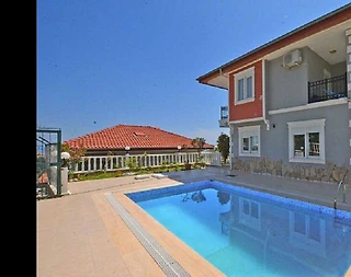 Alanya'da Deniz ve Orman Manzaralı, Özel Havuzlu, Lüks Villa - 1