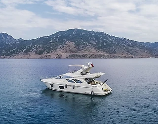 Bodrum'da Mavi Suların Tadını Çıkarabileceğiniz, Kiralık Yat - 1