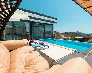 Kaş Kördere'de Muhteşem Deniz Manzaralı, Özel Havuzlu, Kiralık Villa - 1