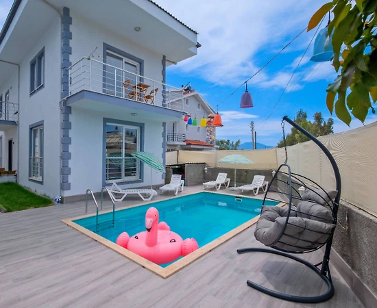 Fethiye Karagedik'te Sakin Konumda, Özel Havuzlu, Konforlu Villa - 1