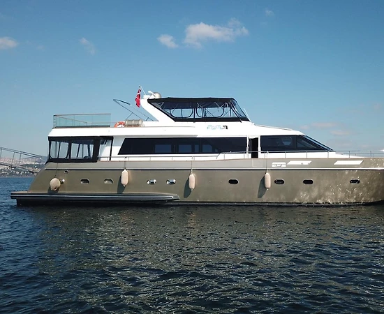 Muğla Göcek'te Modern Tasarıma Sahip, 26 Metre, Lüks Motoryat - 1