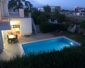 Serik Kadriye'de Modern Mimarili, Özel Havuzlu, 6 Kişilik Villa - 3