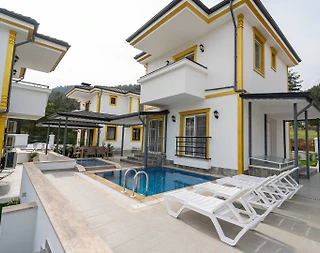Marmaris Çetibeli'nde Sakin Konumda, Özel Havuzlu, 6 Kişilik Villa - 1