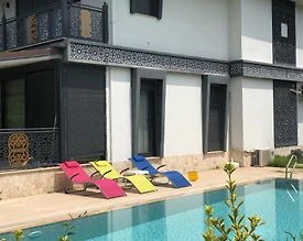 Sapanca Kırkpınar'da Eşsiz Lokasyonda, Özel Havuzlu, Bahçeli Villa - 3