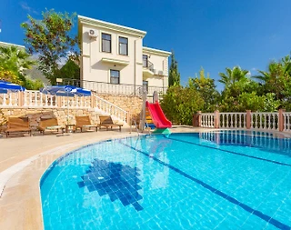 Kaş Kalkan'da Doğa İçerisinde, Ortak Havuzlu, 2+1 Kiralık Villa - 2