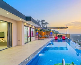 Kaş İslamlar'da Dağ Manzaralı, Özel Havuzlu, Konforlu Villa - 3