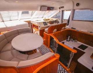 Antalya Kemer'de Serin Sularda, 6 Kişilik, Şık Motoryat - 5