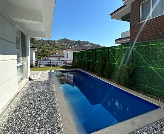Dalaman Atakent'te Nezih Konumda, Özel Havuzlu, Konforlu Villa - 1