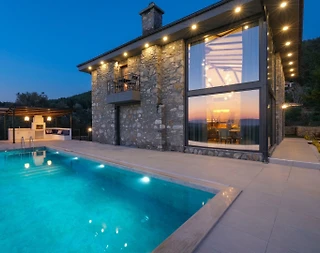 Muğla Dalaman'da 6 Kişilik, Özel Havuzlu, Lüks Kiralık Villa - 1