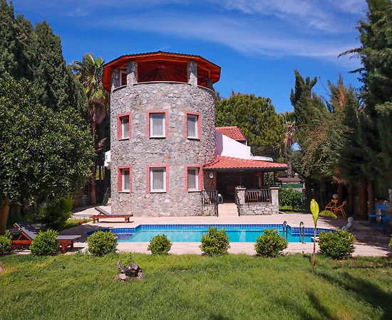 Dalaman Karaçalı'da Doğa İle İç İçe, Özel Havuzlu, Ferah Villa - 1