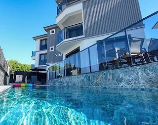 Muğla Dalaman'da Geniş Ailelere Uygun, Özel Havuzlu, Konforlu Villa - 1