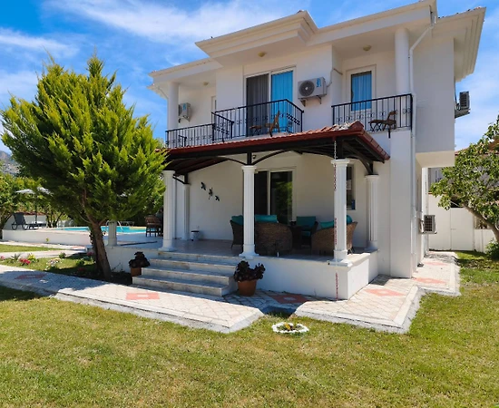 Ortaca Dalyan'da Merkeze Yakın, Özel Havuzlu, Konforlu Villa - 1