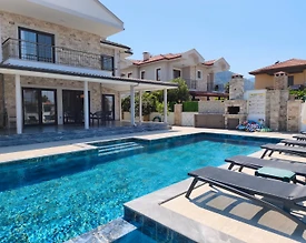 Ortaca Dalyan'da Merkezi Konumda, Özel Havuzlu, Ferah Villa - 2