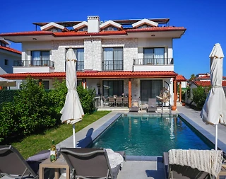 Ortaca Dalyan'da Kalabalık Ailelere Uygun, Özel Havuzlu, Geniş Villa - 1