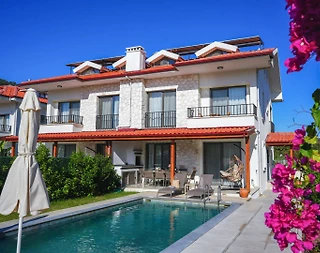Ortaca Dalyan'da Kalabalık Ailelere Uygun, Özel Havuzlu, Geniş Villa - 2