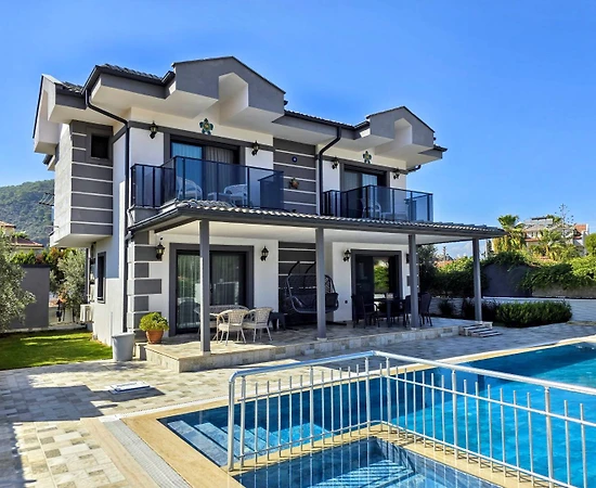 Ortaca Dalyan'da Geniş Ailelere Uygun, Özel Havuzlu, Lüks Villa - 1