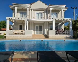 Ortaca Dalyan'da Modern Tasarımlı, Özel Havuzlu, Bahçeli Villa - 3