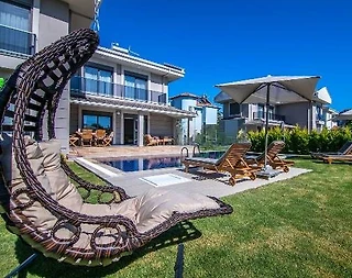 Dalyan'da Merkeze Yürüme Mesafesinde, Özel Havuzlu, 8 Kişilik Villa - 1