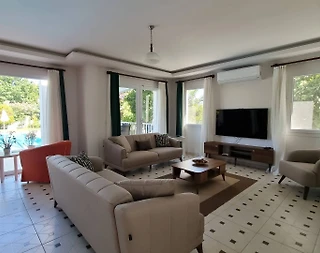 Dalyan'da Sakin Konumda, Özel Havuz ve Bahçeli, Müstakil, Şık Villa - 5