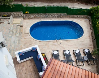 Datça Merkez'de Deniz Manzaralı, Özel Havuzlu, Kiralık Villa - 1