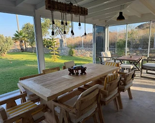 Datça Kızlan'da Sakin Konumda, Geniş Bahçeli, Şık Villa  - 2